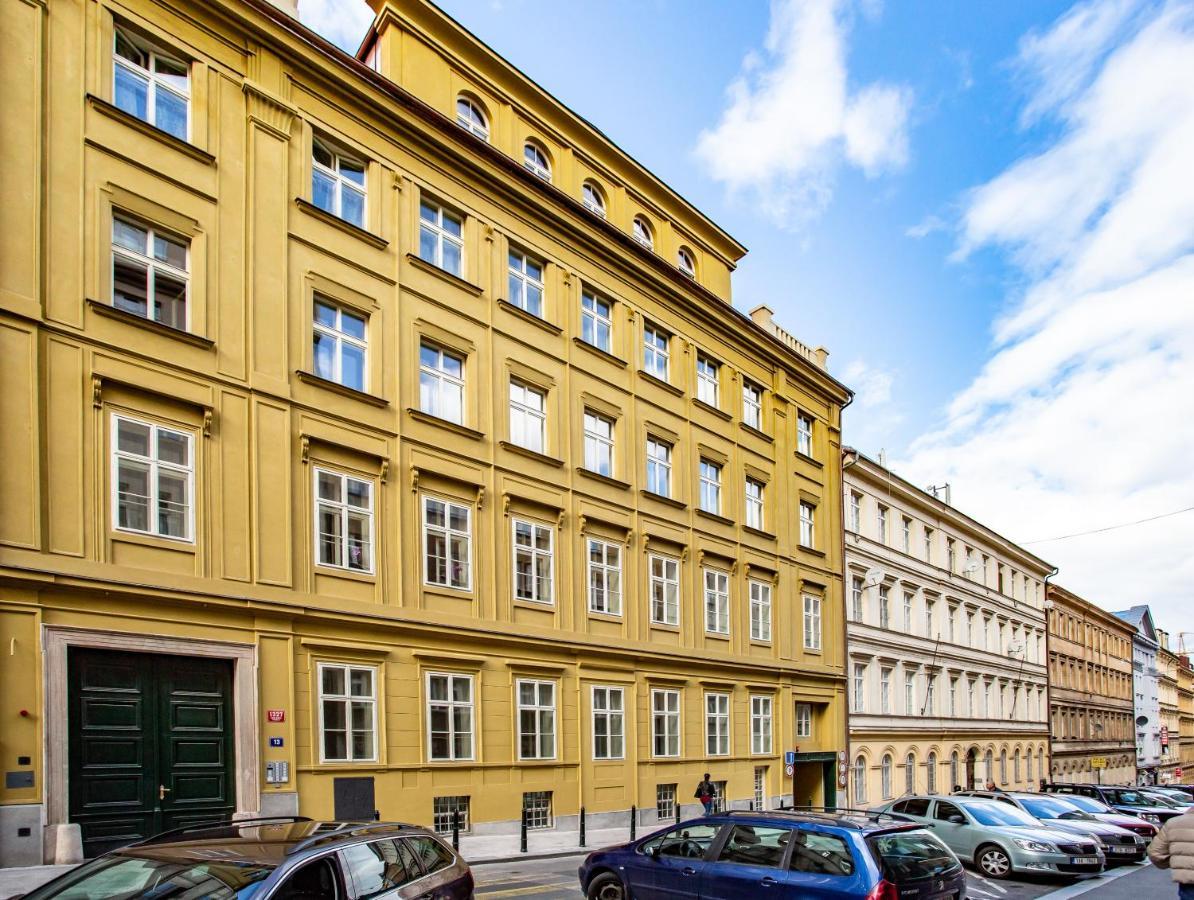 Newly Opened, Designer Opera Praag