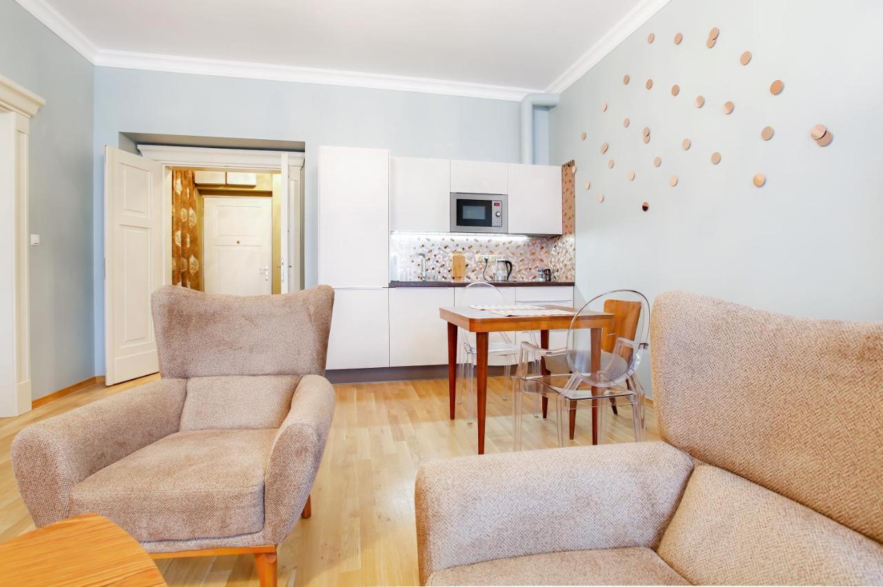 Newly Opened, Designer Opera Appartement Prague